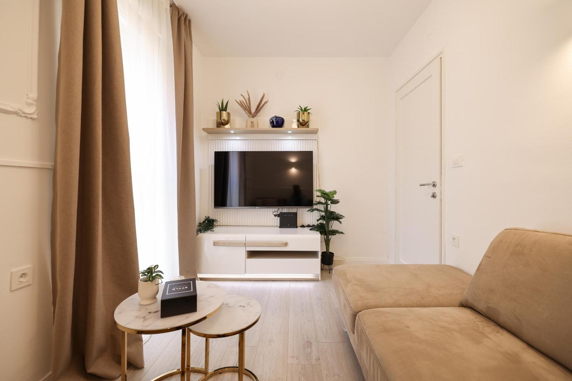 De Clave Luxury Apartment 扎达尔 外观 照片