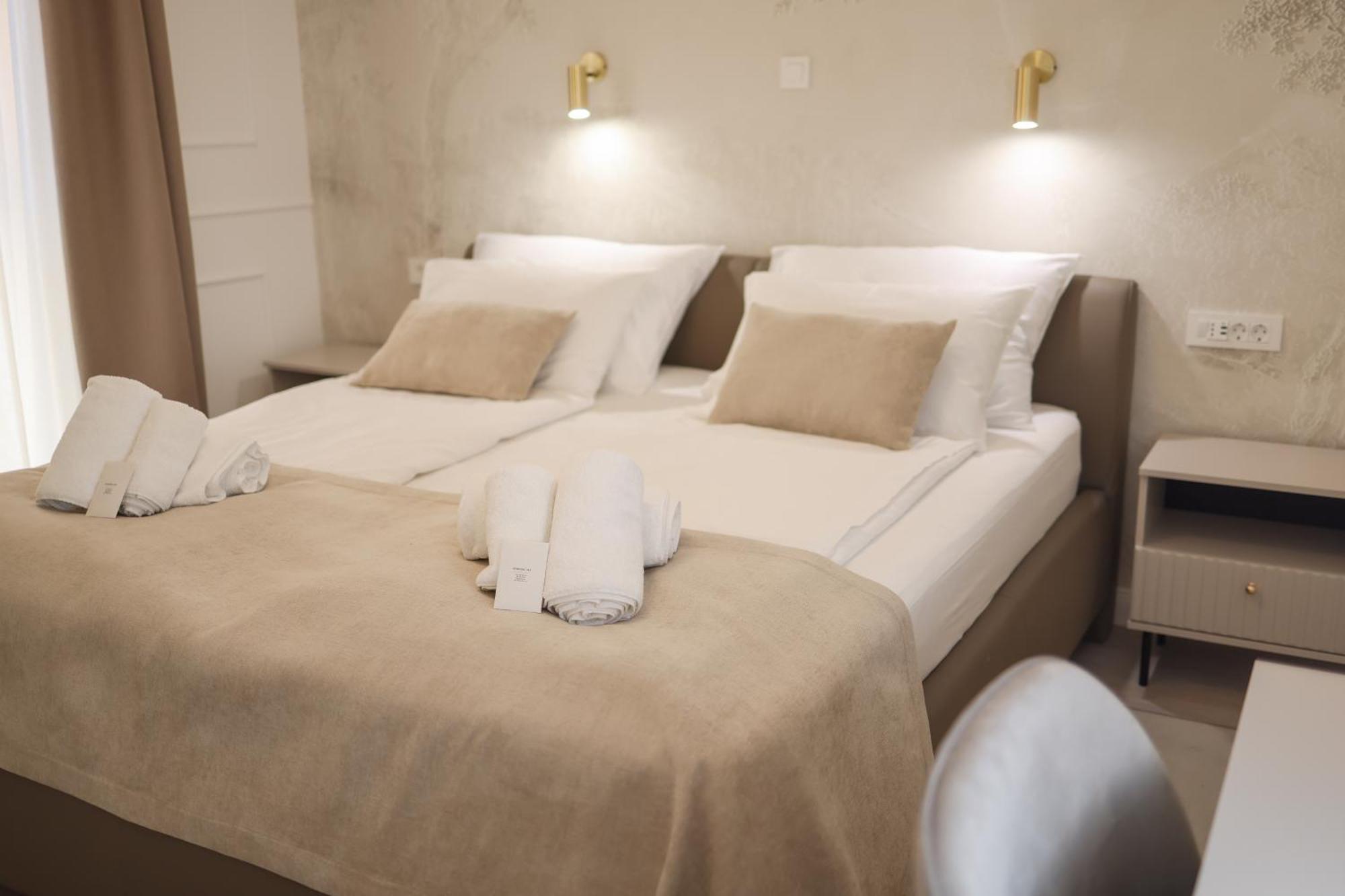 De Clave Luxury Apartment 扎达尔 外观 照片