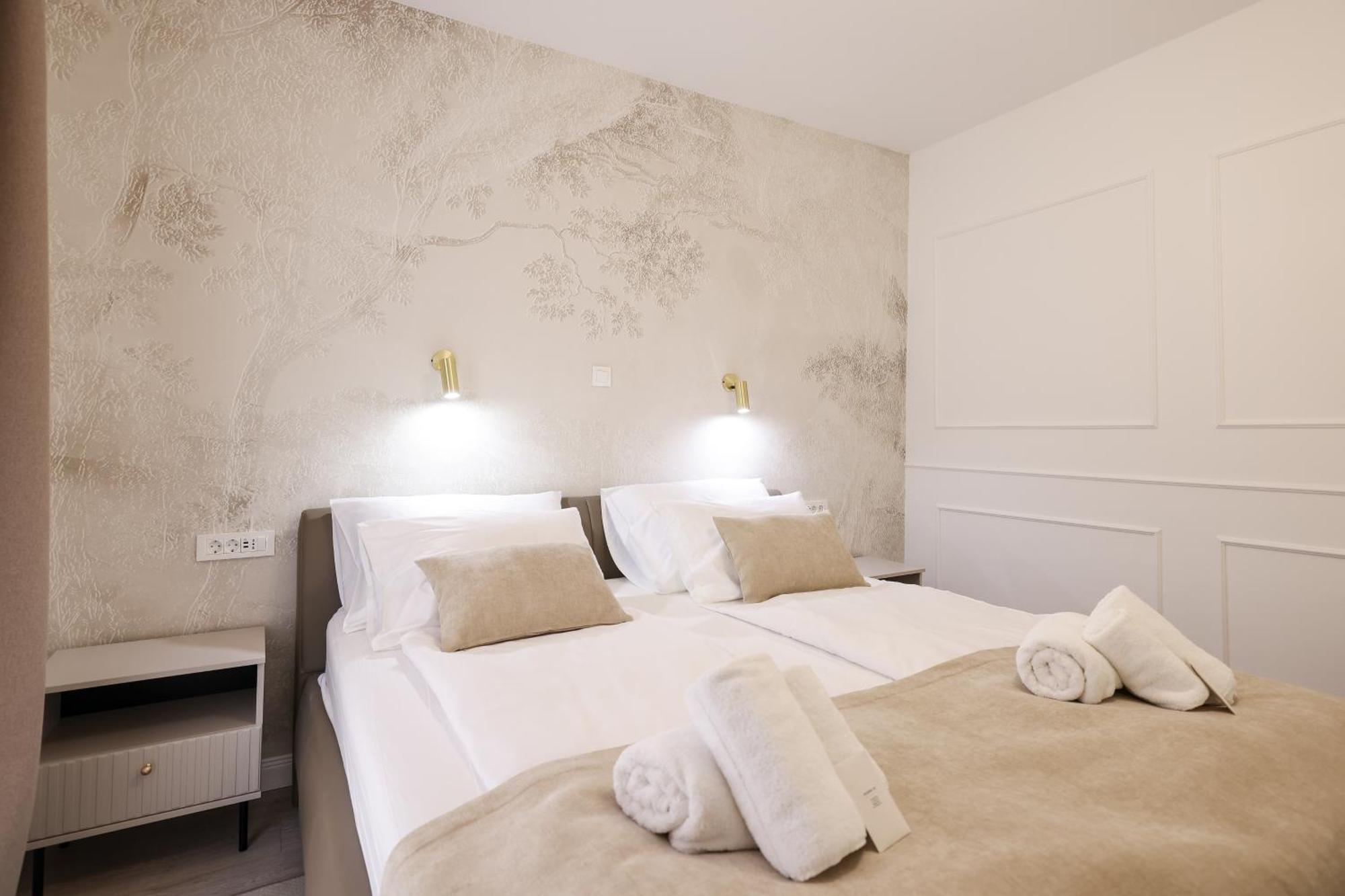 De Clave Luxury Apartment 扎达尔 外观 照片