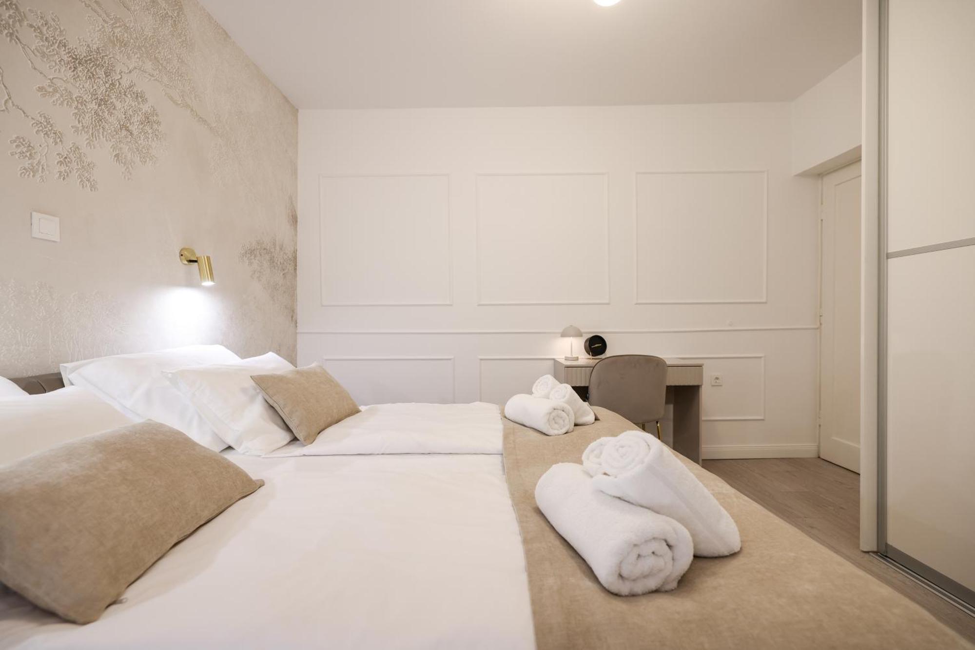 De Clave Luxury Apartment 扎达尔 外观 照片